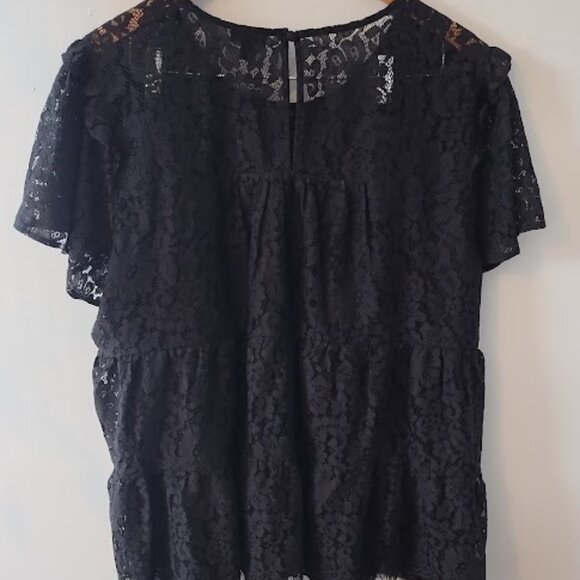 Torrid Black Lace Short Sleeve Tiered Blouse size 3X Layered - Picture 2 of 12